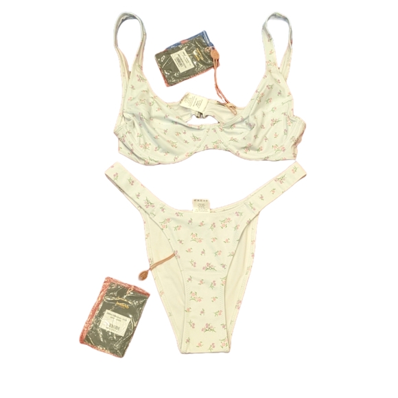 Brand New House of CB Floral Bikini Set Mariposa Floral Sold Out Online Size L - Picture 11 of 15